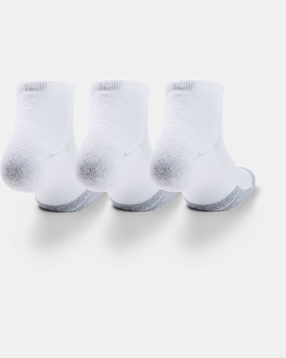 Paquete de tres pares de calcetines HearGear® Lo Cut para adultos, White, pdpMainDesktop image number 2